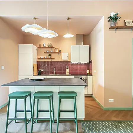 Daire Stylish Next To The Amstel River - Unit B Amsterdam